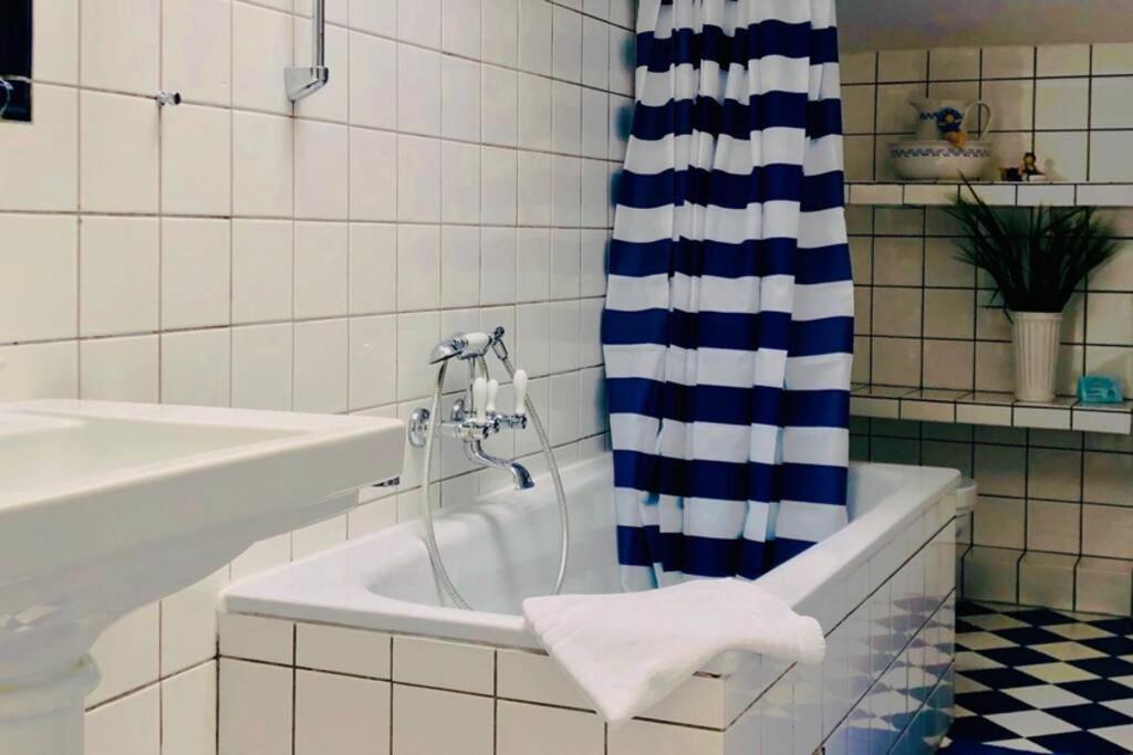 Apartment Gaestehaus Schloss Bothmer ชวาร์มชเตดท์ ภายนอก รูปภาพ