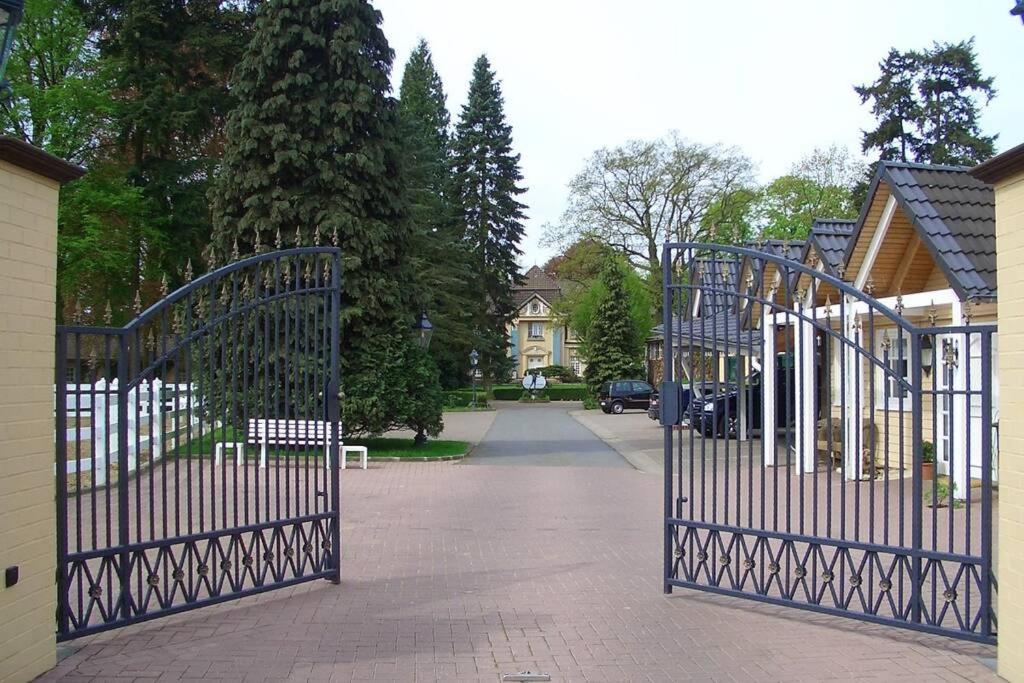 Apartment Gaestehaus Schloss Bothmer ชวาร์มชเตดท์ ภายนอก รูปภาพ